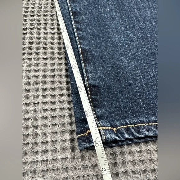 Kut from the Kloth size 10 Catherine boyfriend Dark Wash Jeans - Picture 7 of 10